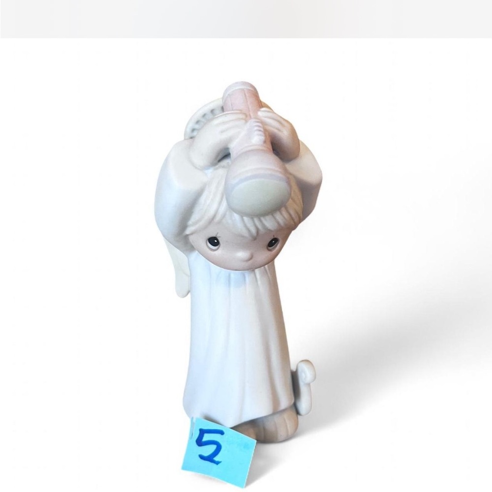 Precious Moments ‘The Heavenly Light’ Figurine in good condition